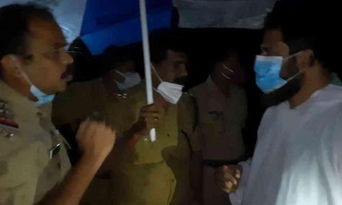 കല്ലറയും പരിസരവും വൃത്തിയാക്കാൻ എത്തിയ കുടുംബാംഗങ്ങളെ ഓർത്തഡോക്സ് പക്ഷം തടഞ്ഞു; കട്ടച്ചിറയിൽ യാക്കോബായ -ഓർത്തഡോക്സ് സംഘർഷം