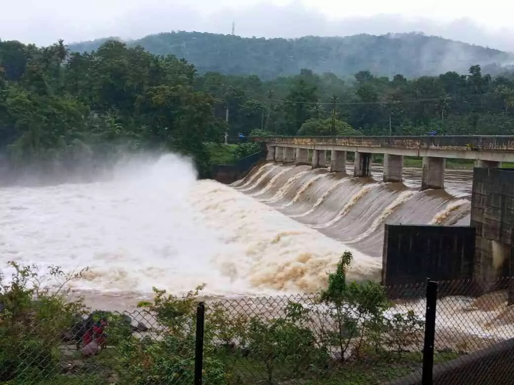 കനത്ത മഴയിൽ നദികളിൽ ജലനിരപ്പുയർന്നു; കിഴക്കൻ മേഖല പ്രളയഭീതിയിൽ