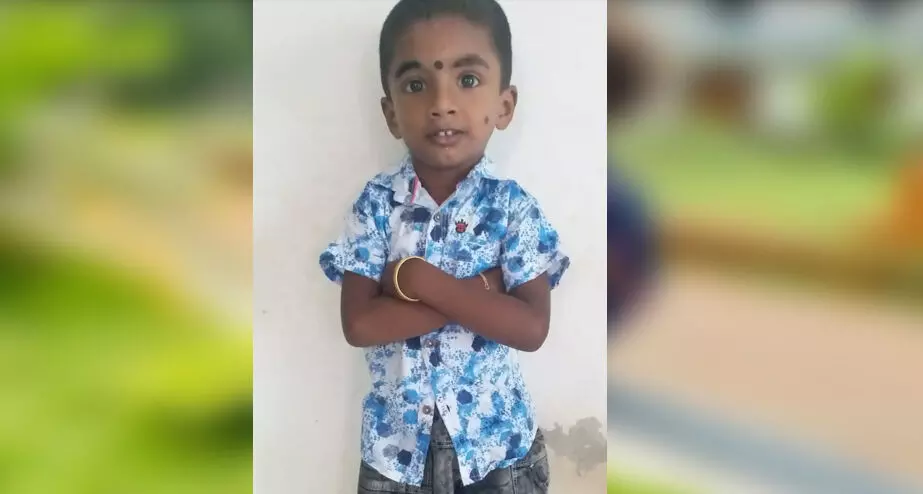 തോട്ടിൽ ഒഴുക്കിൽപ്പെട്ട ആരോണിന്‍റെ മൃതദേഹം കണ്ടെത്തി; ശക്തമായ കുത്തൊഴുക്കുണ്ടായതിനാല്‍ കുട്ടിയെ രക്ഷിക്കാനായില്ല