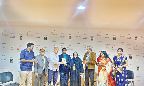 ദി​വാ​ൻ അ​ൽ മ​ത്രു​ദ്ദീ​ൻ പ്ര​കാ​ശ​നം