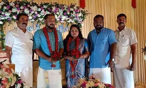 എംഗൽസി​െൻറ കല്യാണം; സാക്ഷികളായി ലെനിനും മാർക്സും ഹോചിമിനും