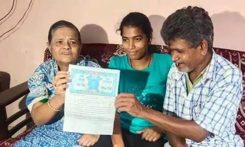 സ്​നേഹത്തിന്​ സ്വത്തിനേക്കാൾ വിലയിട്ടു; റിക്ഷക്കാരൻ കോടീശ്വരനായി