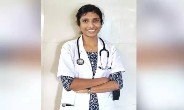 MBBS 1st Rank to Rose