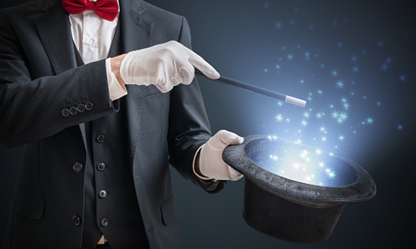 ഉദ്ഘാടനച്ചടങ്ങിനിടെ ഇരുമ്പുദണ്ഡ് വീണ് മാന്ത്രികന് പരിക്ക് ഉദ്ഘാടനച്ചടങ്ങിനിടെ ഇരുമ്പുദണ്ഡ് വീണ് മാന്ത്രികന് പരിക്ക്