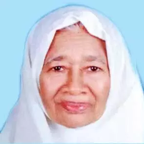 മു​ഹ​മൂ​ദ ഉ​മ്മ