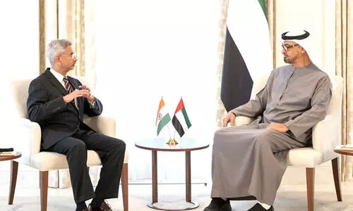 മ​ന്ത്രി എ​സ്.​ ജ​യ്​​ശ​ങ്ക​ർ ശൈ​ഖ്​ മു​ഹ​മ്മ​ദ്​ ബി​ൻ സാ​യി​ദു​മാ​യി കൂ​ടി​ക്കാ​ഴ്​​ച ന​ട​ത്തി