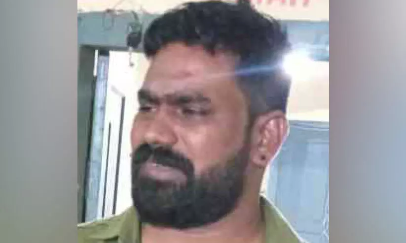 മൂന്ന് കിലോ കഞ്ചാവുമായി ഒരാൾ അറസ്റ്റിൽ മൂന്ന് കിലോ കഞ്ചാവുമായി ഒരാൾ അറസ്റ്റിൽ