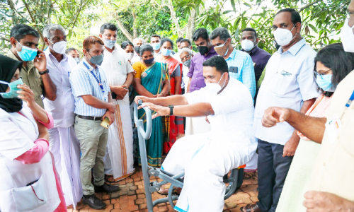 ബ​​ത്തേ​​രി​​ ആ​ശു​പ​ത്രി​യി​ലേ​ക്ക്​ സ്വാഗതം;    ആ​രോ​ഗ്യം കാ​ക്കാ​ൻ ഓ​പ​ൺ ജിം ​റെ​ഡി