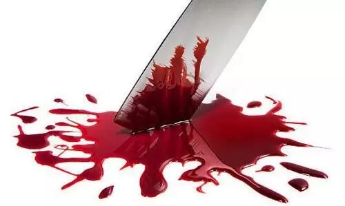 യുവതിക്ക്​ ബൈക്കിൽ ലിഫ്​റ്റ്​ കൊടുത്ത യുവാവിനെ നടുറോഡിൽ വെട്ടിക്കൊന്നു