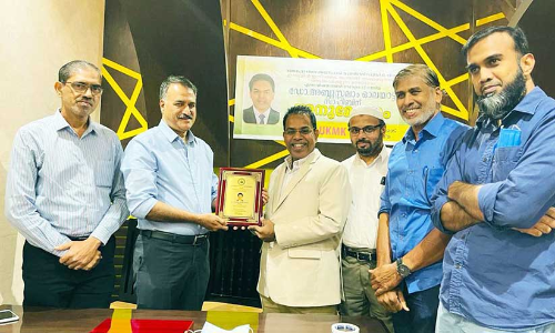 ഡോ. ​അ​ബ്​​ദു​സ​ലാം ഓ​ല​യാ​ട്ടി​നെ അ​നു​മോ​ദി​ച്ചു