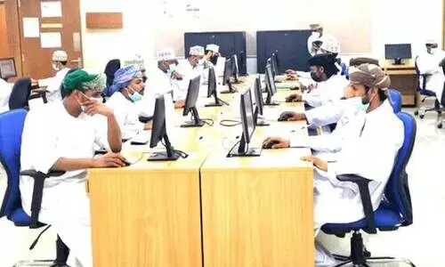 പൗ​ര​ന്മാ​ർ​ക്ക്​ ജോ​ലി: ല​ക്ഷ്യം മ​റി​ക​ട​ന്ന്​ തൊ​ഴി​ൽ മ​​​​ന്ത്രാ​ല​യം