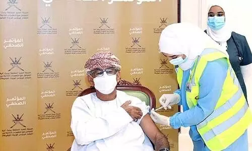 കോ​വി​ഡ്​: ആ​രോ​ഗ്യ മ​ന്ത്രി മൂ​ന്നാം ​ഡോ​സ്​ വാ​ക്​​സി​നെ​ടു​ത്തു