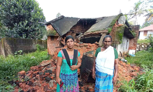 ശക്തമായ മഴയിൽ വീട് തകർന്നു