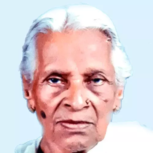 മീ​നാ​ക്ഷി