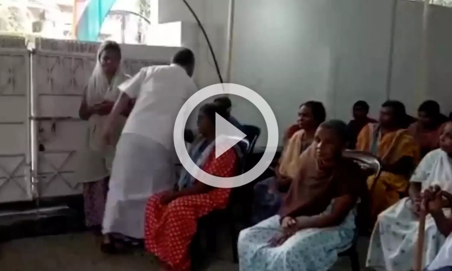 കൊല്ലത്ത് വൃദ്ധസദനത്തില്‍ അന്തേവാസികള്‍ക്ക് ക്രൂരമര്‍ദനം‍‍