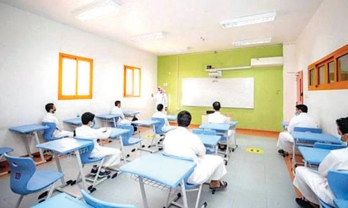 വീ​ണ്ടും ക്ലാസ്​ മുറി പ​രീ​ക്ഷ​ക്കൊ​രു​ങ്ങി വി​ദ്യാ​ർ​ഥി​ക​ൾ