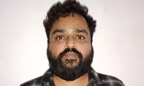 കാനഡയിലേക്ക് വിസ വാഗ്ദാനം ചെയ്ത് 3.3 ലക്ഷം തട്ടിയ കേസില് യുവാവ് അറസ്റ്റില് കാനഡയിലേക്ക് വിസ വാഗ്ദാനം ചെയ്ത് 3.3 ലക്ഷം തട്ടിയ കേസില് യുവാവ് അറസ്റ്റില്