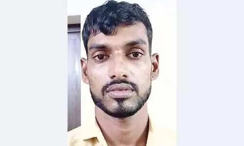 വീട്ടിൽ നിർത്തിയിട്ടിരുന്ന കാറിൽ നിന്ന്​ സ്വർണം മോഷ്​ടിച്ചയാൾ അറസ്​റ്റിൽ