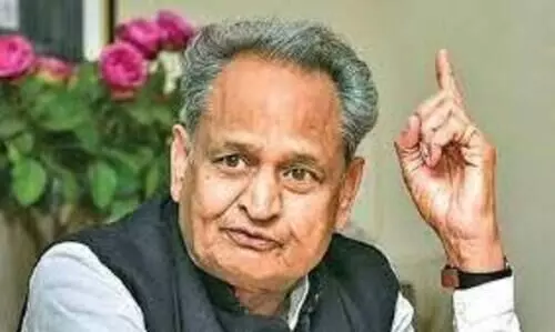 അധ്യാപകരോട് ചോദ്യം ചോദിച്ച് കുടുങ്ങി രാജസ്ഥാൻ മുഖ്യമന്ത്രി