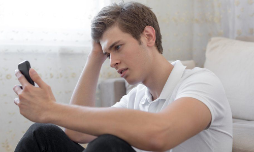 ജോലി സമയത്തിന്​ ശേഷം ജീവനക്കാർക്ക്​ മെസേജ്​ അയക്കുന്നതിന്​​ കമ്പനി ഉടമകളെ വിലക്കി ഈ രാജ്യം