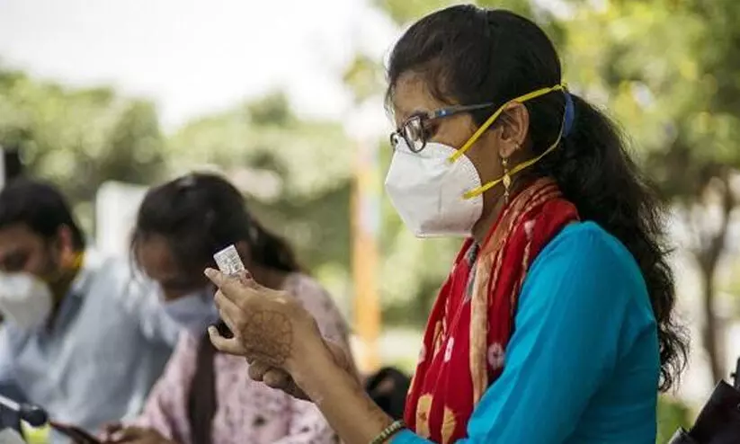 സംസ്ഥാനത്ത് ഇന്ന് 6111 പേര്ക്ക് കോവിഡ്; 7202 പേര്ക്ക് രോഗമുക്തി സംസ്ഥാനത്ത് ഇന്ന് 6111 പേര്ക്ക് കോവിഡ്; 7202 പേര്ക്ക് രോഗമുക്തി