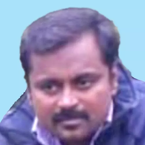 ത​മി​ഴ്നാ​ട് സ്വ​ദേ​ശി​യാ​യ എ​ൻ​ജി​നീ​യ​ർ തൂ​ങ്ങി​മ​രി​ച്ച നി​ല​യി​ൽ