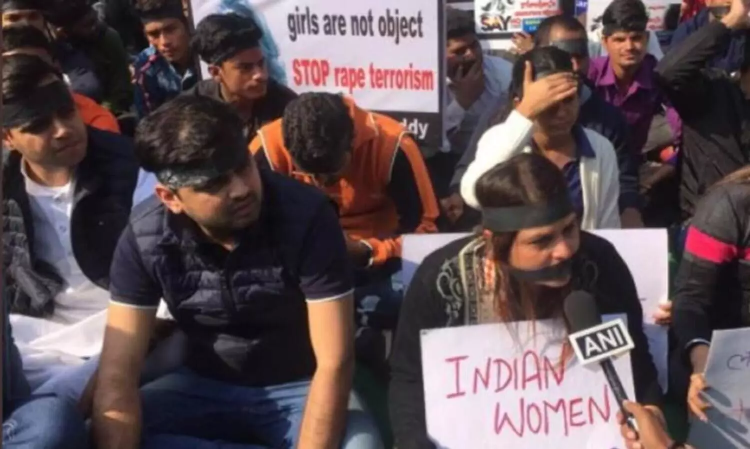 Pilibhit gangrape case 35 people detained family demands CBI probe