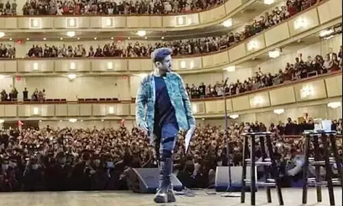 വീ​ർ ദാ​സ്​ ചെ​യ്​​ത​ത്​ കു​റ്റ​മാ​ണോ?