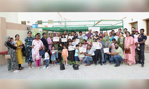 നട്ടുനനച്ച്​ ശിശുദിനാഘോഷം