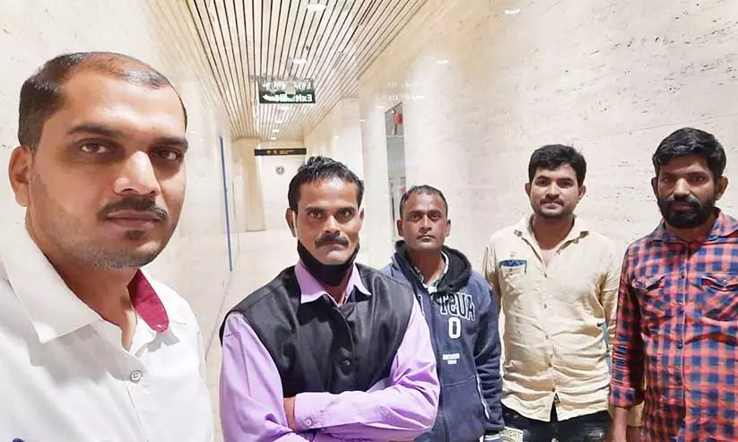 മരുഭൂമിയിലെ ദുരിതം: രണ്ട്​ ഇന്ത്യക്കാർ നാടണഞ്ഞു