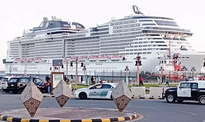 യാം​ബു​വി​ൽ ക്രൂ​സ് ക​പ്പ​ലു​ക​ൾ​ക്ക്​ പാ​സ​ഞ്ച​ർ ടെ​ർ​മി​ന​ലു​ക​ൾ