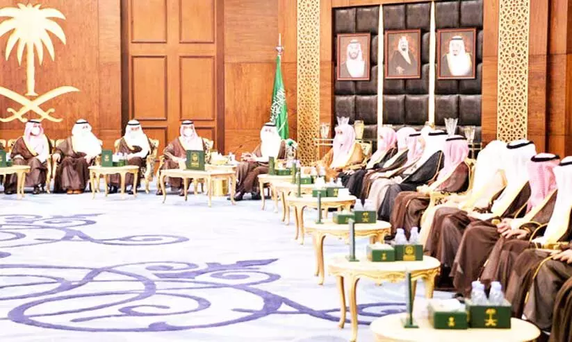 ജനജീവിതം സാധാരണ നിലയിലേക്ക് ജനജീവിതം സാധാരണ നിലയിലേക്ക്