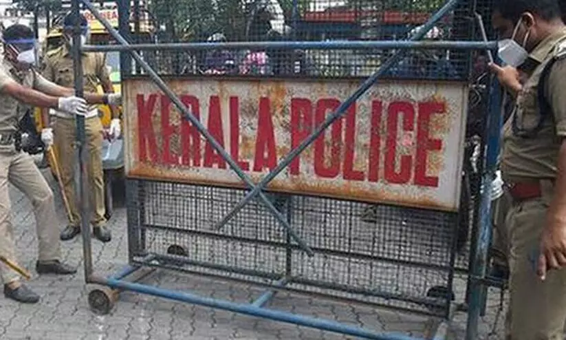 സി.പി.എം നേതാവിന്‍റെ വിവാദപരാമർശം: പൂവാട്ടുപറമ്പിൽ സംഘർഷാവസ്ഥ തുടരുന്നു