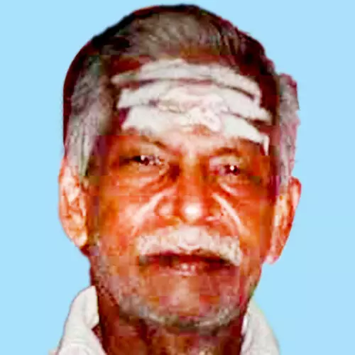 വേ​ലാ​യു​ധ​ൻ വൈ​ദ്യ​ർ