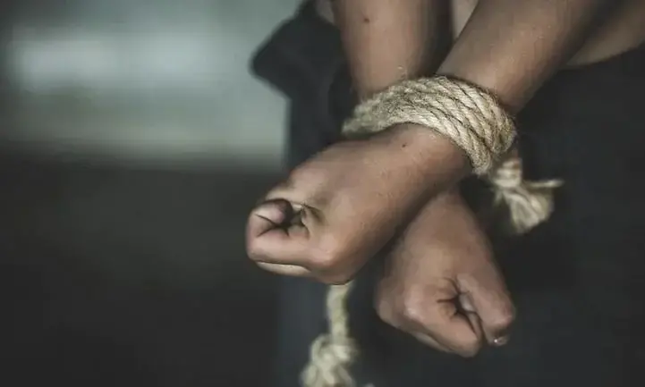 ലഹരി മാഫിയകൾ തമ്മിൽ അടിപിടിയും തട്ടിക്കൊണ്ട് പോവൽ ശ്രമവും