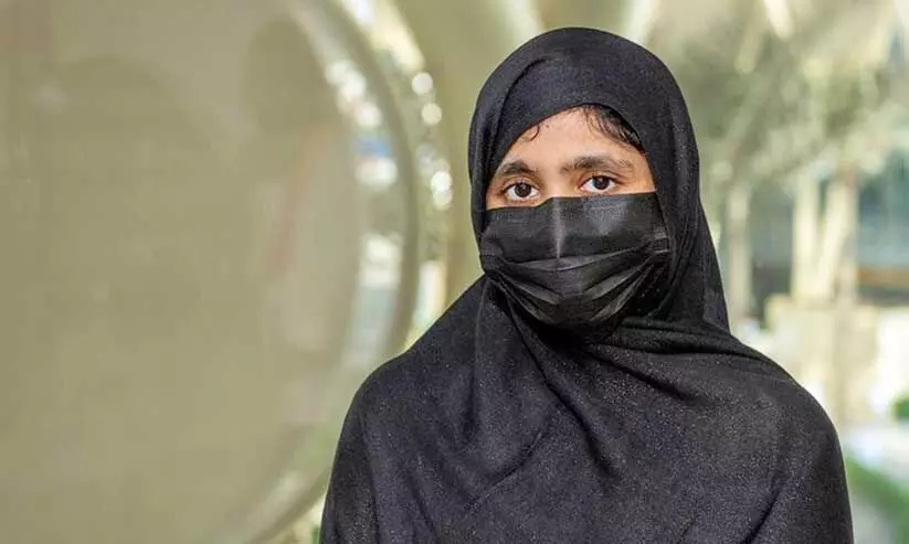 ഫിർദൗസ് ഓർകസ്ട്രക്കൊപ്പം ഇന്ന് വേദിയിൽ എ.ആർ. റഹ്മാെൻറ മകൾ ഖദീജയും ഫിർദൗസ് ഓർകസ്ട്രക്കൊപ്പം ഇന്ന് വേദിയിൽ എ.ആർ. റഹ്മാെൻറ മകൾ ഖദീജയും