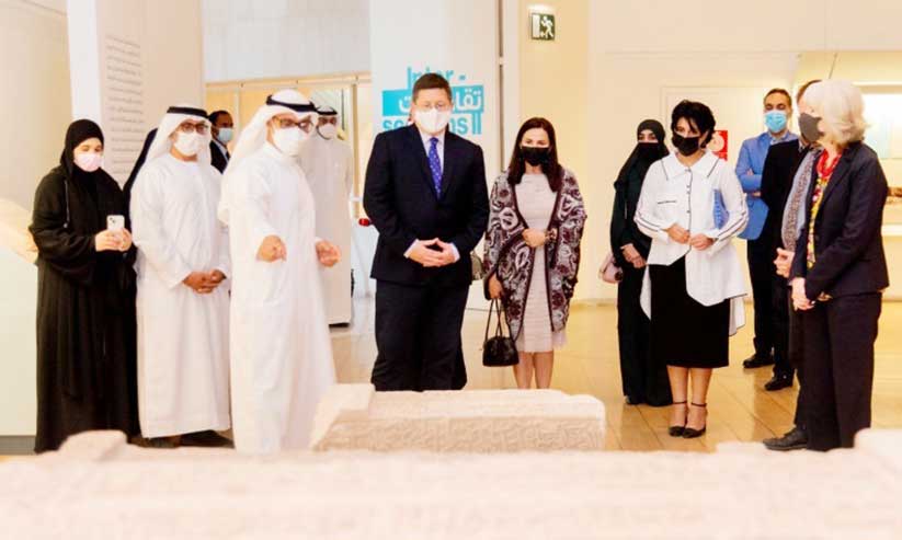 ശ്രദ്ധേയമായി ഇസ്ലാമിക കലാ പ്രദർശനം ശ്രദ്ധേയമായി ഇസ്ലാമിക കലാ പ്രദർശനം