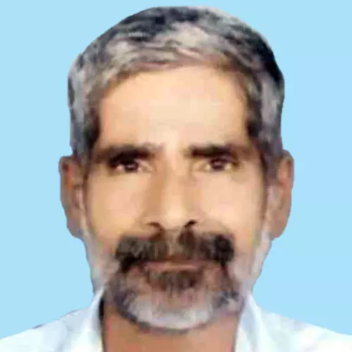 വി​ജ​യ​ന്‍