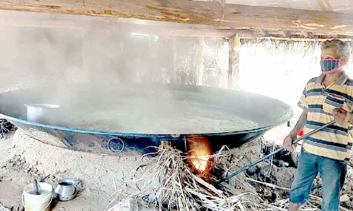 പകി​ട്ടേറും പരമ്പരാഗത തൊഴിലിന്