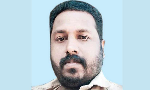 സ്വ​കാ​ര്യ ബ​സി​െൻറ മ​ത്സ​ര​യോ​ട്ടം: ബൈ​ക്ക്​ യാ​ത്രി​ക​ന് ദാരുണാന്ത്യം