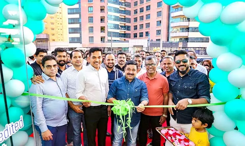 അരൂഹ ടൂർസ് ആൻഡ് ട്രാവൽസിെൻറ ബ്രാഞ്ച് ഉദ്ഘാടനം അരൂഹ ടൂർസ് ആൻഡ് ട്രാവൽസിെൻറ ബ്രാഞ്ച് ഉദ്ഘാടനം