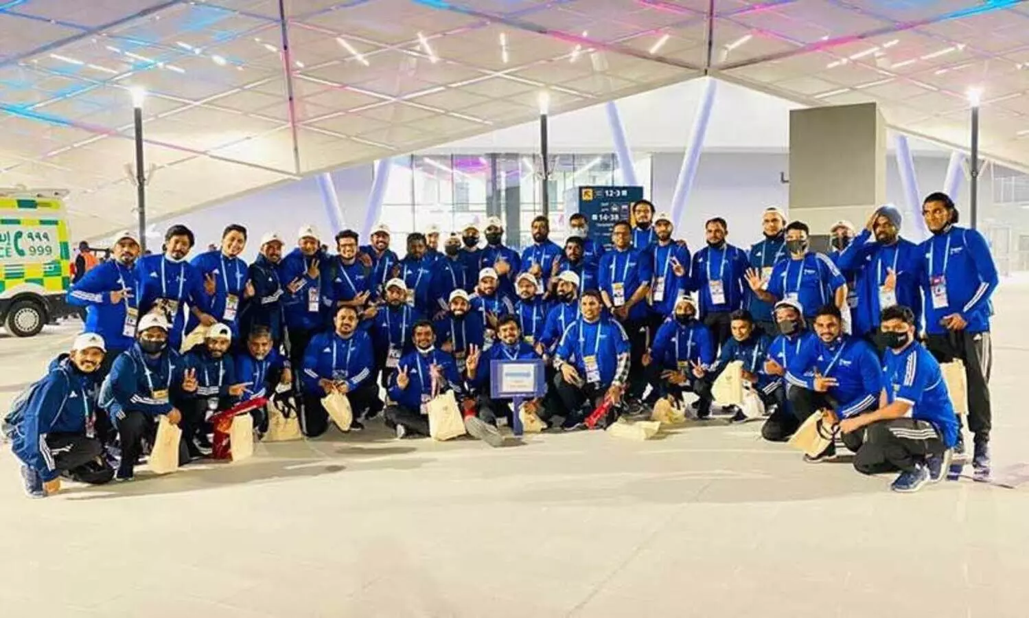 ന​ട്ടെല്ലാണീ മല്ലൂ വളൻറിയേഴ്​സ്