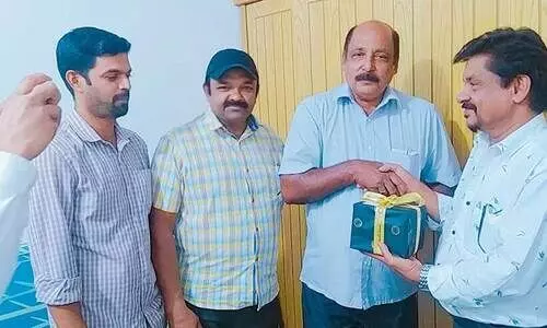 ഹ​രി​ദാ​സ​ന്​ ഇ​ട​പ്പാ​ള​യം കു​വൈ​ത്തി​െൻറ യാ​ത്ര​യ​യ​പ്പ്