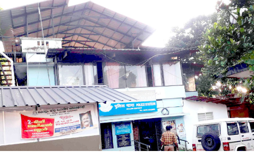സ്ഥലപരിമിതിയില് വലഞ്ഞ് കുന്നിക്കോട് പൊലീസ് സ്റ്റേഷന് സ്ഥലപരിമിതിയില് വലഞ്ഞ് കുന്നിക്കോട് പൊലീസ് സ്റ്റേഷന്