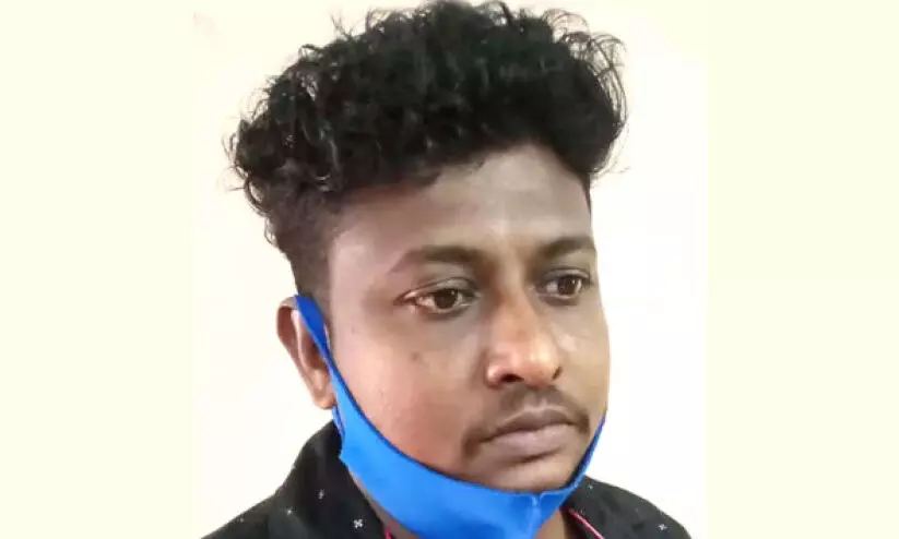 വീട് തീെവച്ച് നശിപ്പിച്ച കേസില് യുവാവ് പിടിയില് വീട് തീെവച്ച് നശിപ്പിച്ച കേസില് യുവാവ് പിടിയില്
