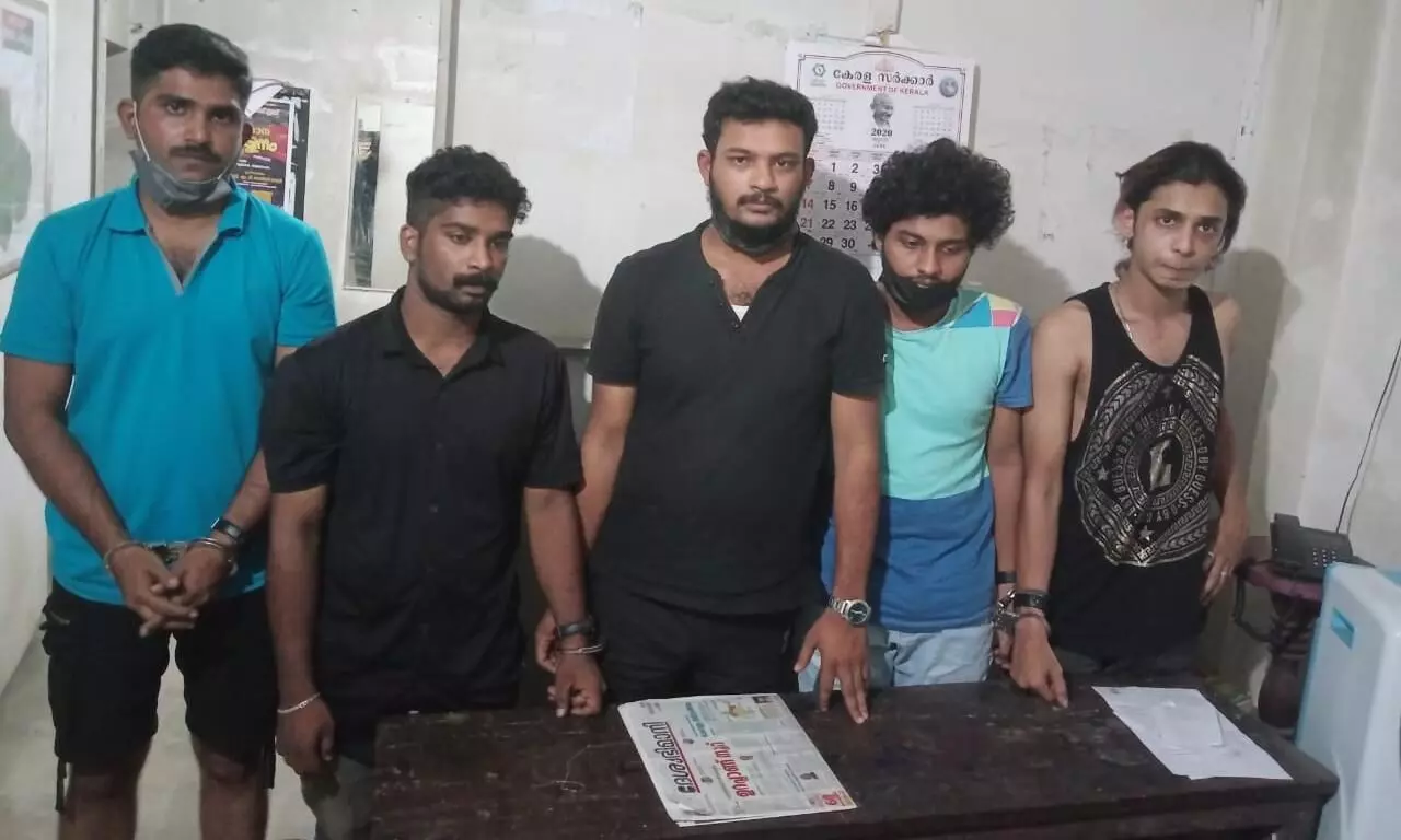 മാരക ലഹരി മരുന്നുമായി അഞ്ചുപേർ പിടിയിൽ