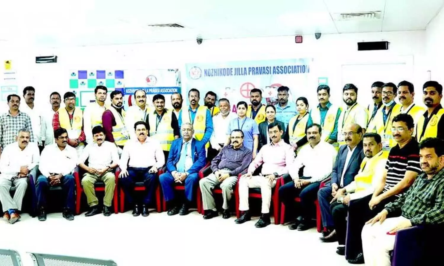 കോ​ഴി​ക്കോ​ട് ജി​ല്ല പ്ര​വാ​സി അ​സോ. മെ​ഗാ മെ​ഡി​ക്ക​ൽ ക്യാ​മ്പ് തു​ട​ങ്ങി