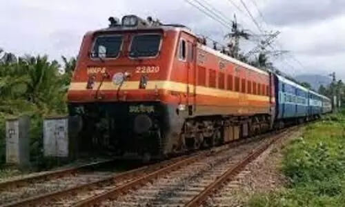 വെള്ളപ്പൊക്കം: ട്രെയിൻ റദ്ദാക്കൽ തുടരുന്നു