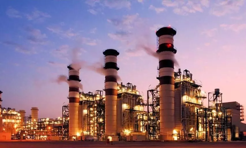 അറ്റകൈക്ക് ഇന്ത്യ; എണ്ണവില കുറക്കാൻ കരുതൽ നിക്ഷേപം പുറത്തെടുക്കുന്നു അറ്റകൈക്ക് ഇന്ത്യ; എണ്ണവില കുറക്കാൻ കരുതൽ നിക്ഷേപം പുറത്തെടുക്കുന്നു