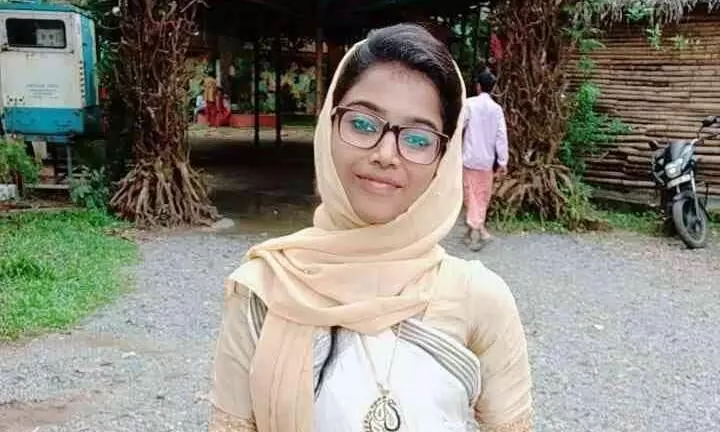 പൊലീസിൽ നിന്നടക്കം നീതി ലഭിച്ചില്ലെന്ന് മൂഫിയയുടെ പിതാവ് പൊലീസിൽ നിന്നടക്കം നീതി ലഭിച്ചില്ലെന്ന് മൂഫിയയുടെ പിതാവ്